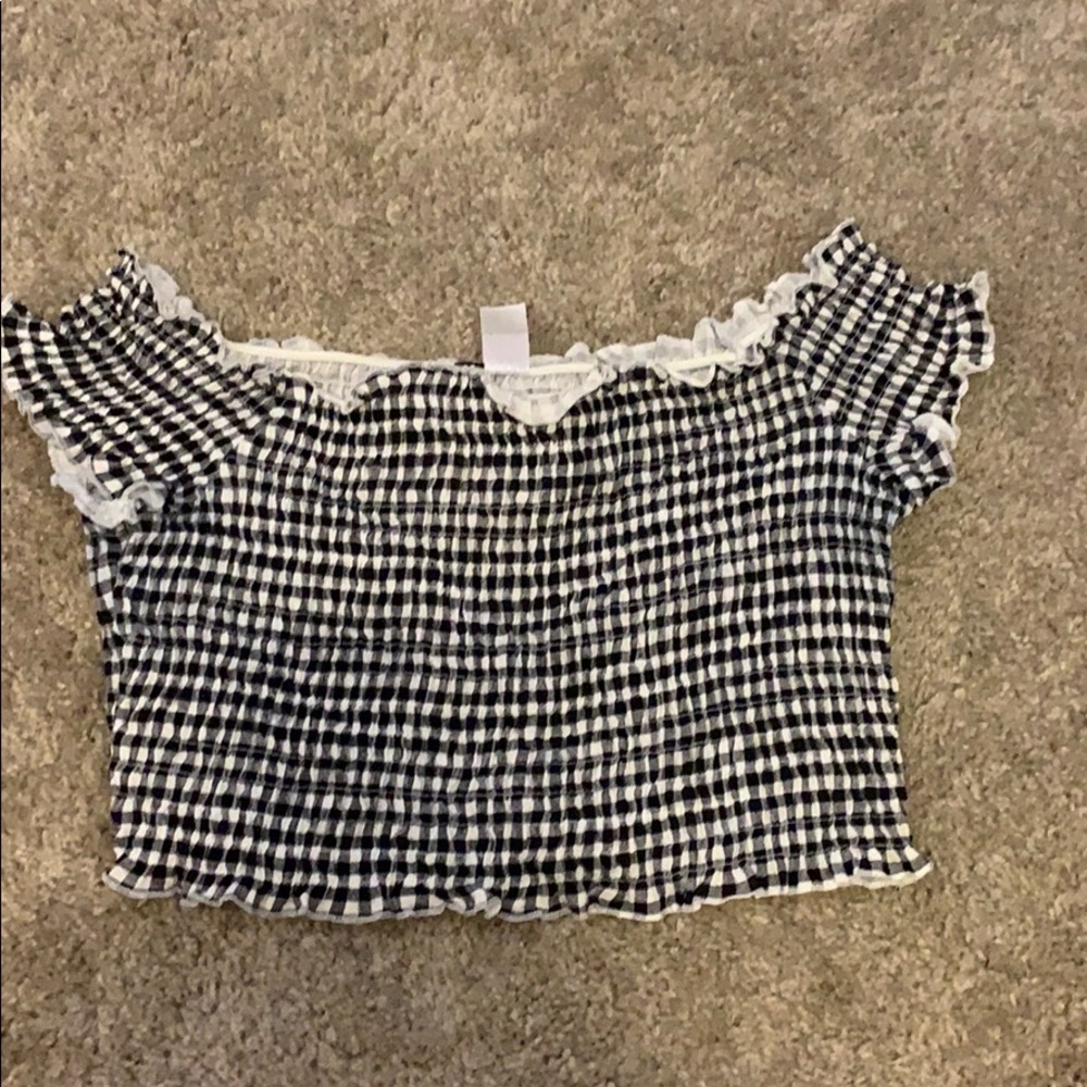 Over the shoulder crop top
